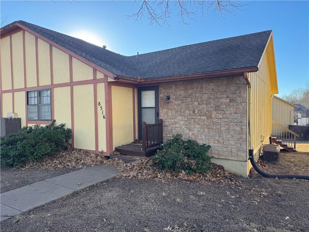 Listing Photo MLS #HMS2596004