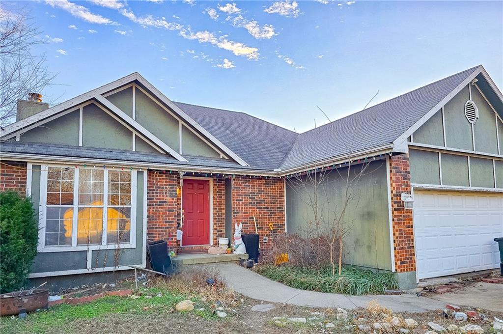 Listing Photo MLS #HMS2596023