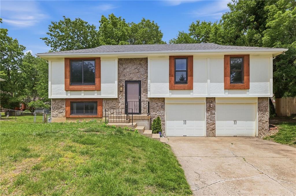 Listing Photo MLS #HMS2596478
