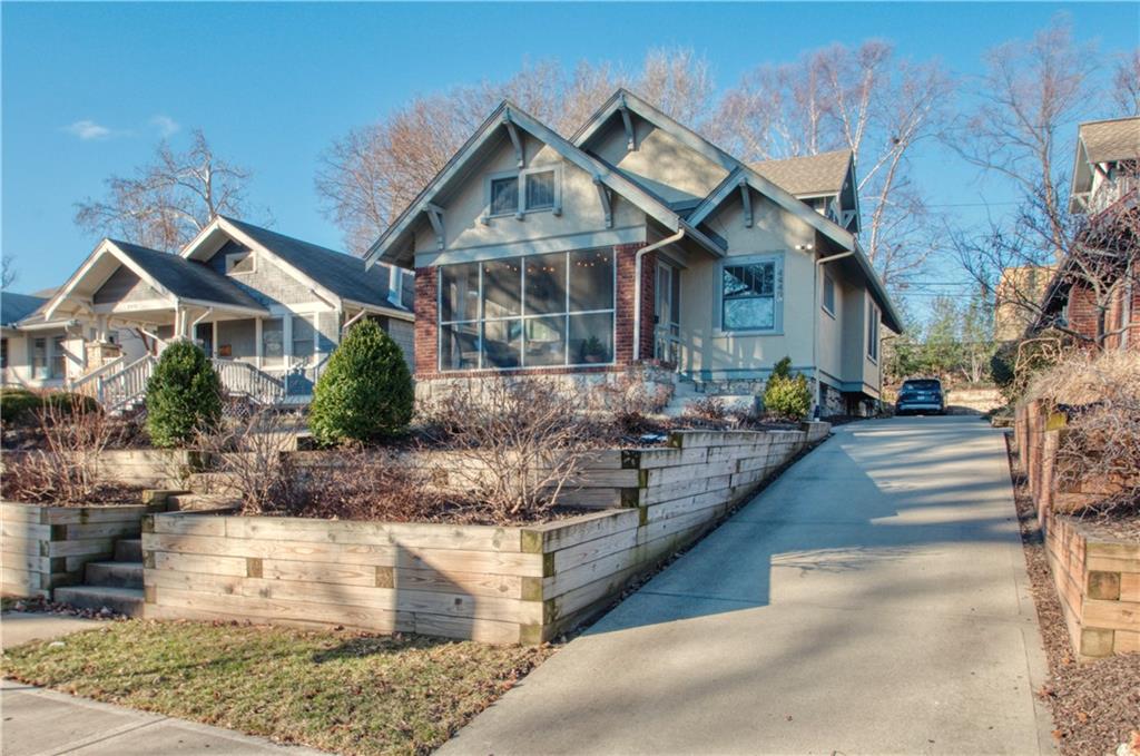 Listing Photo MLS #HMS2597269