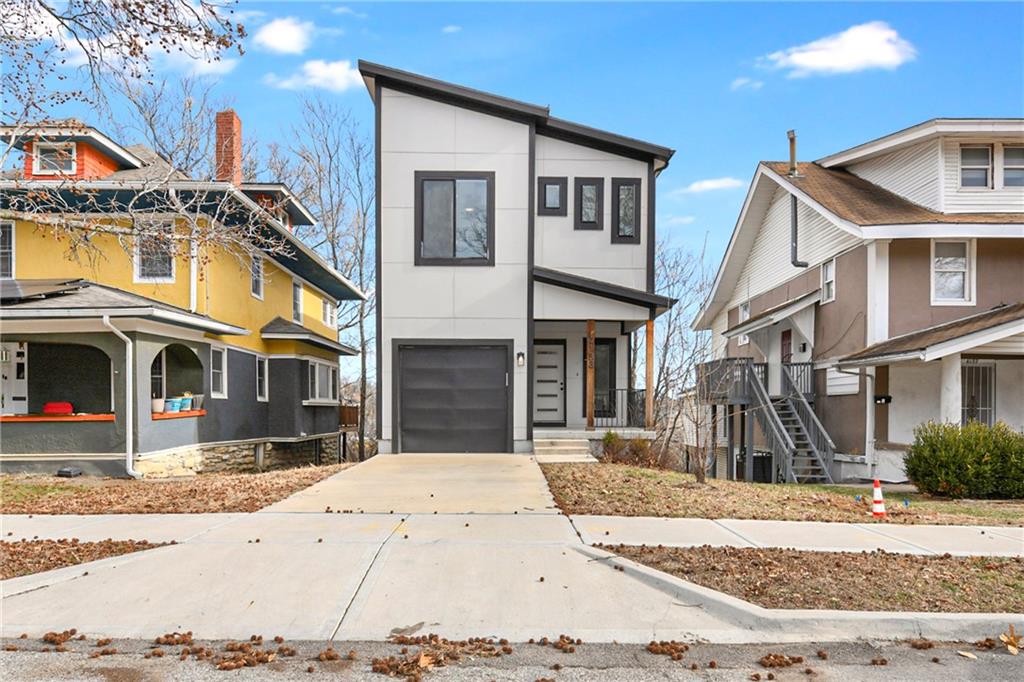 Listing Photo MLS #HMS2597405