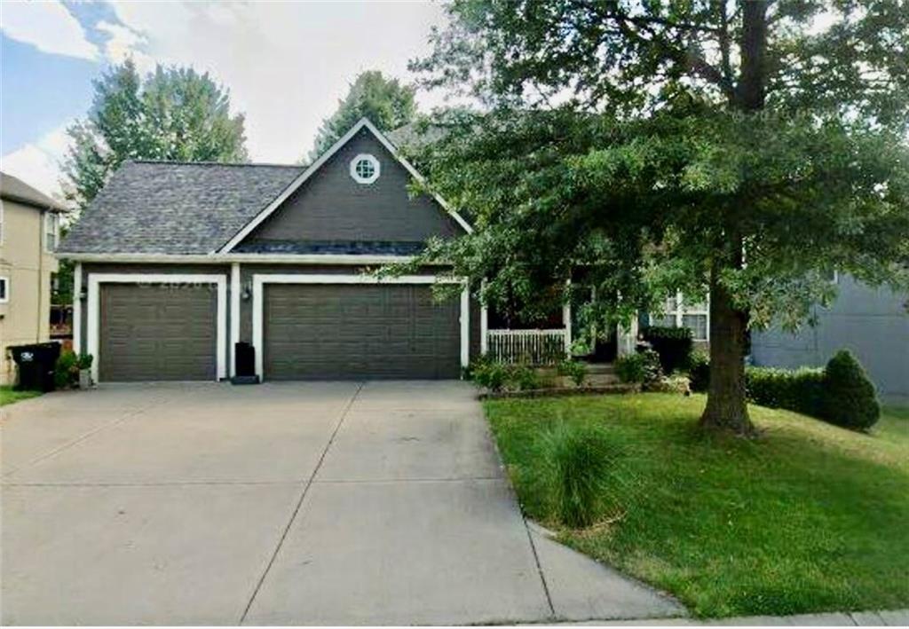Listing Photo MLS #HMS2597685