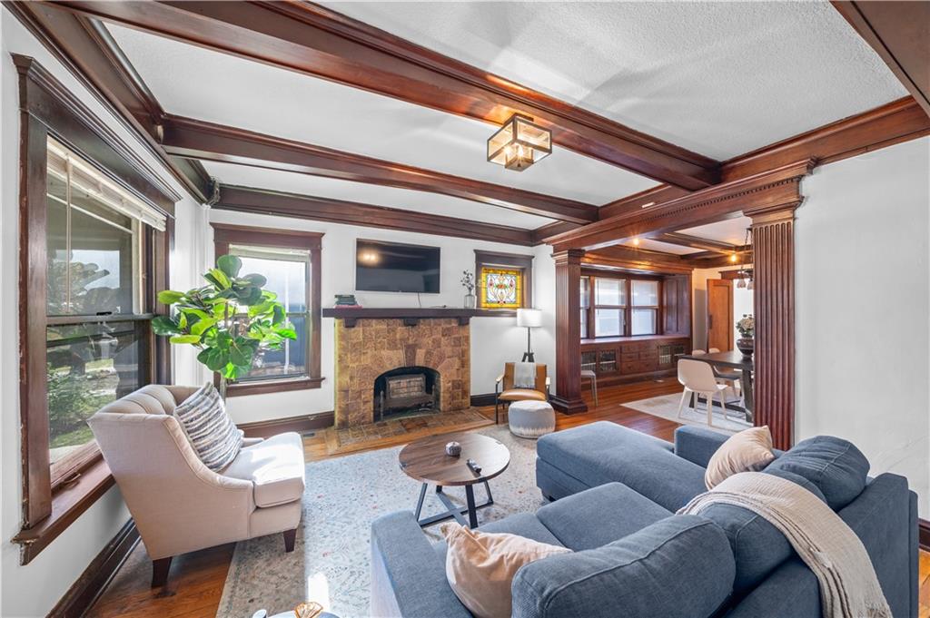 Listing Photo MLS #HMS2597825