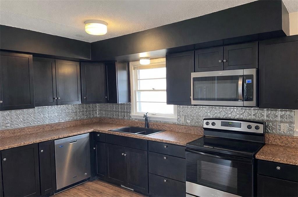 Listing Photo MLS #HMS2598876