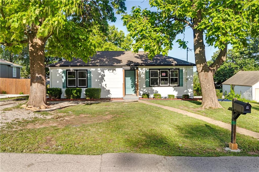 Listing Photo MLS #HMS2600720