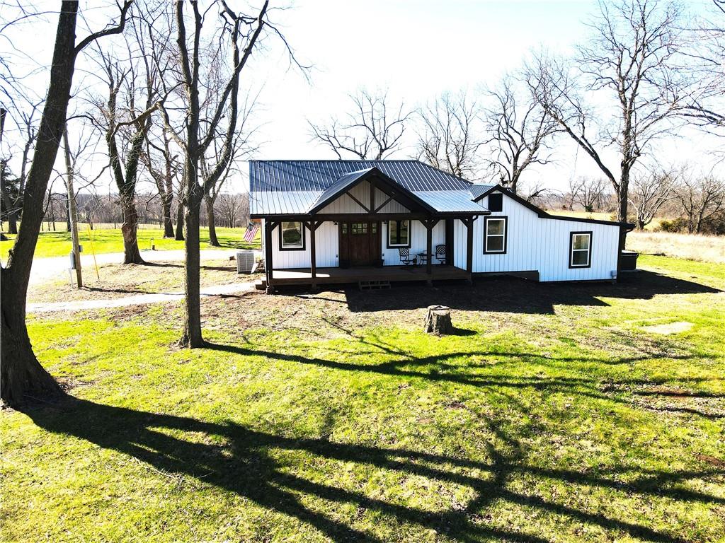 Listing Photo MLS #HMS2601054