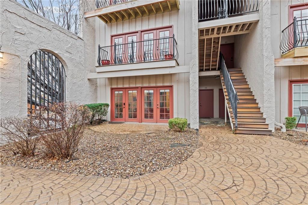 Listing Photo MLS #HMS2601429