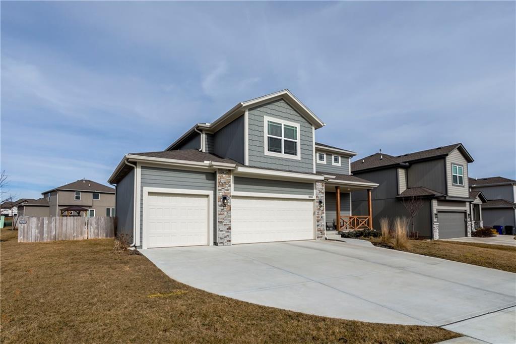 Listing Photo MLS #HMS2601757