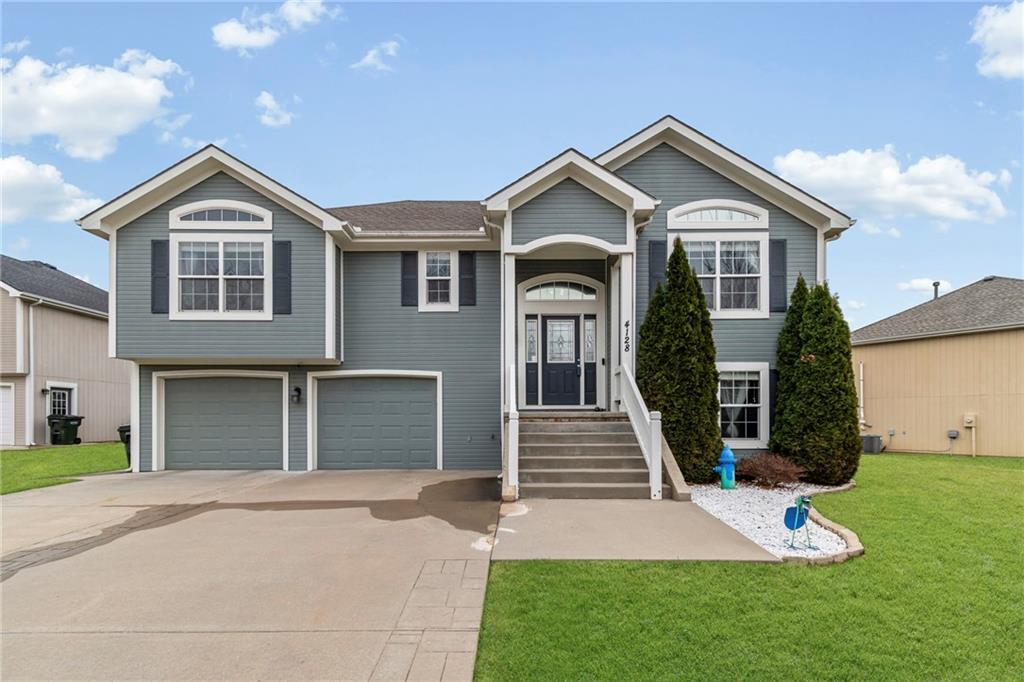 Listing Photo MLS #HMS2601786