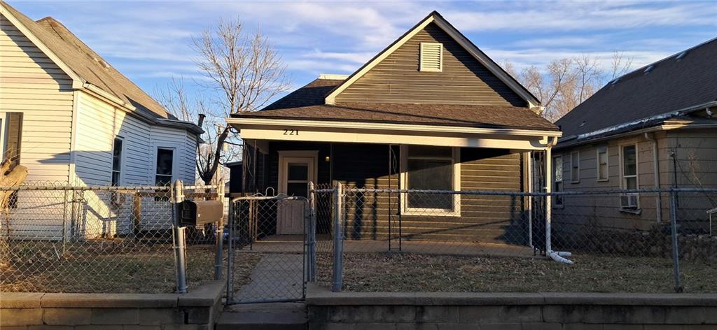 Listing Photo MLS #HMS2601801