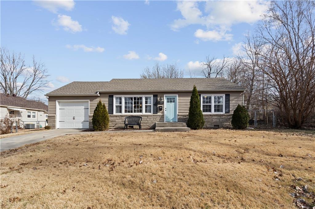 Listing Photo MLS #HMS2602200