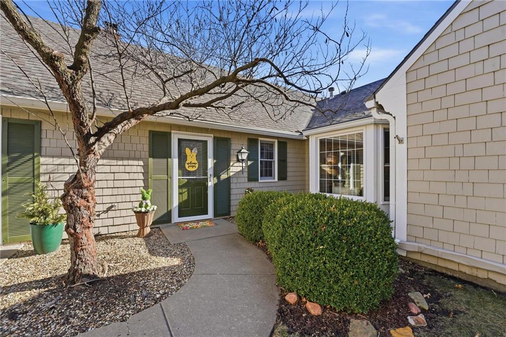 Listing Photo MLS #HMS2602848