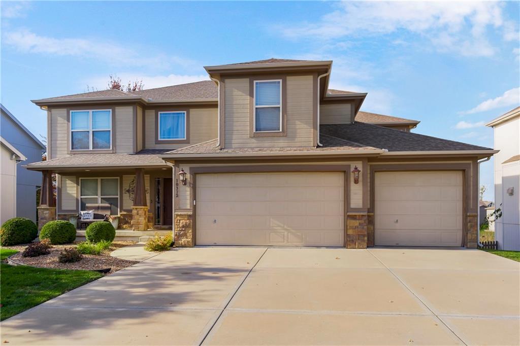 Listing Photo MLS #HMS2603015