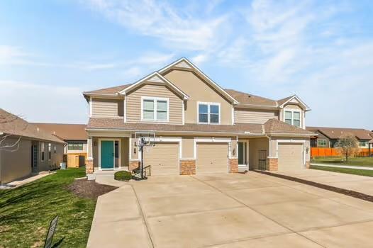 Listing Photo MLS #HMS2603043