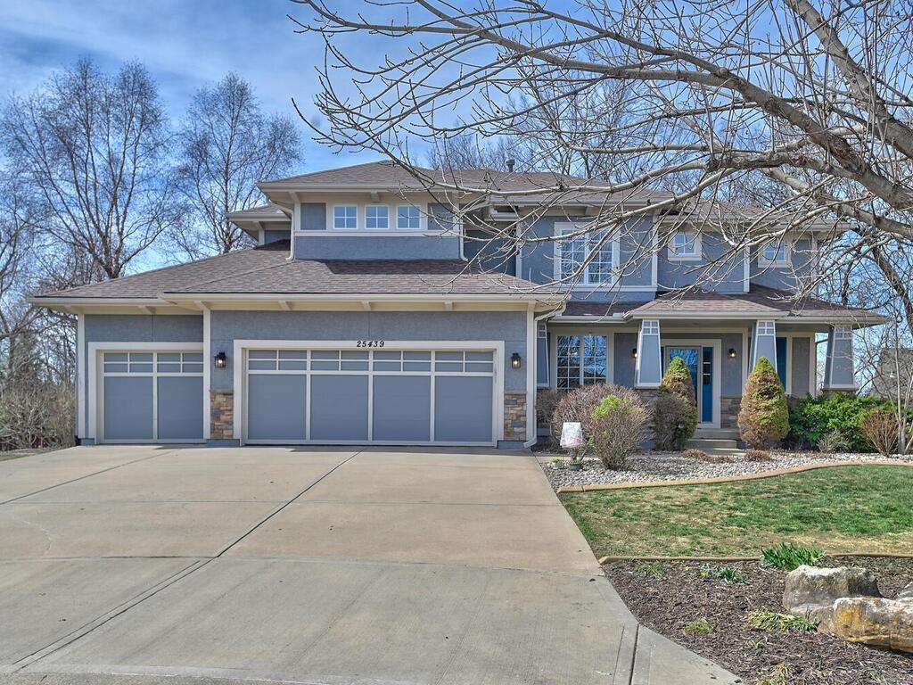 Listing Photo MLS #HMS2603426