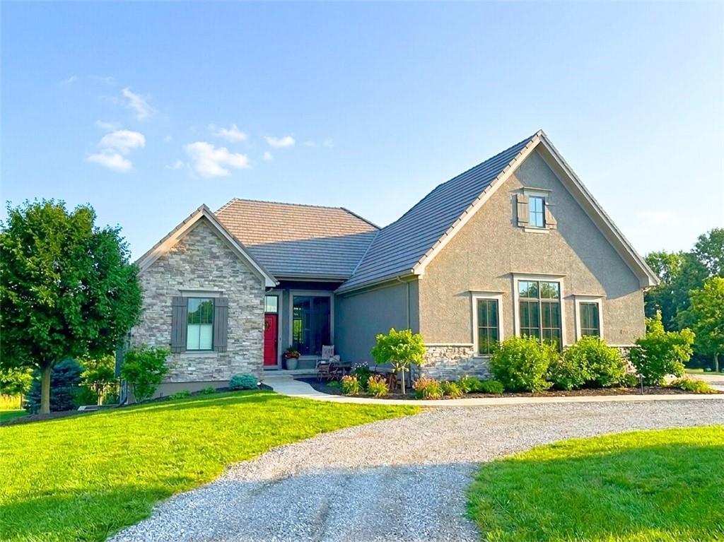 Listing Photo MLS #HMS2603552