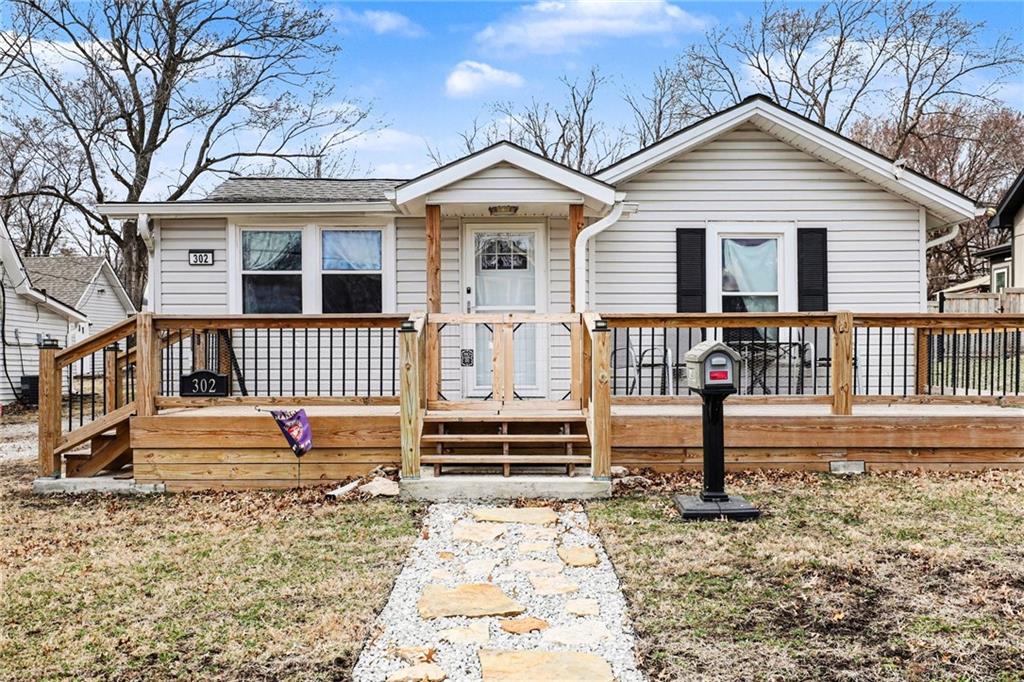 Listing Photo MLS #HMS2603941