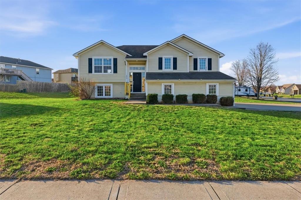 Listing Photo MLS #HMS2604370