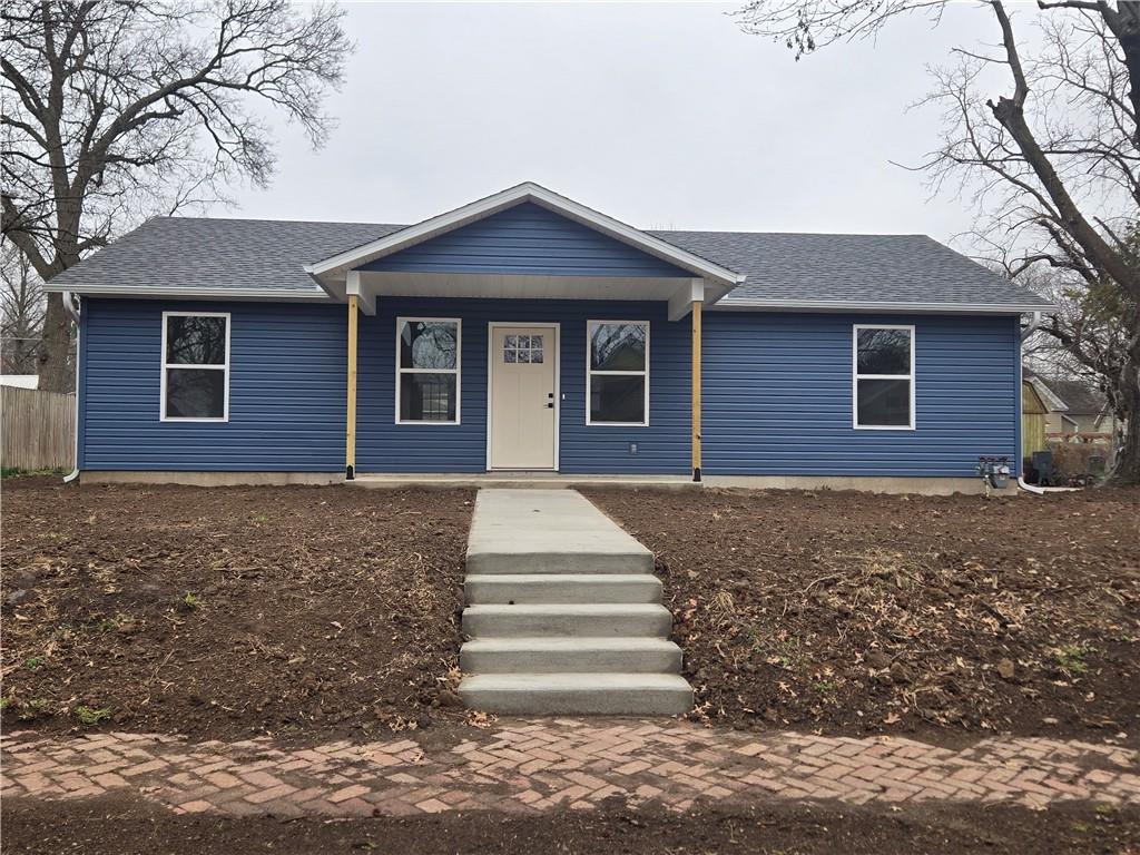 Listing Photo MLS #HMS2605096