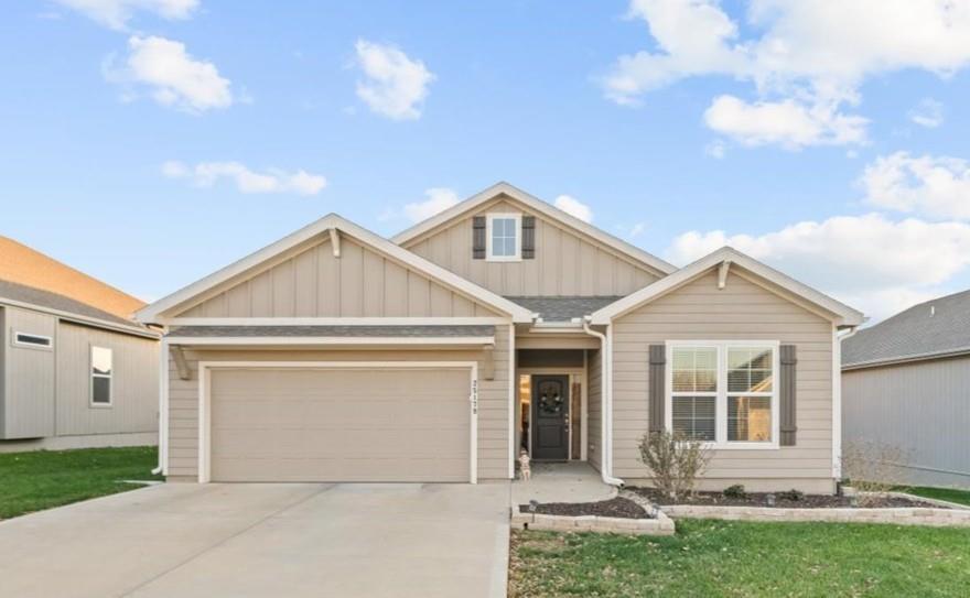 Listing Photo MLS #HMS2605108