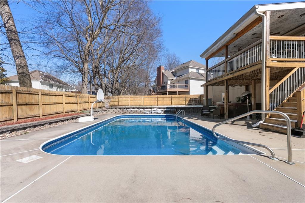 Listing Photo MLS #HMS2605176