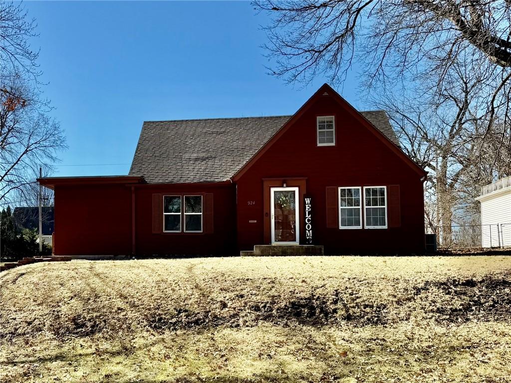 Listing Photo MLS #HMS2605187