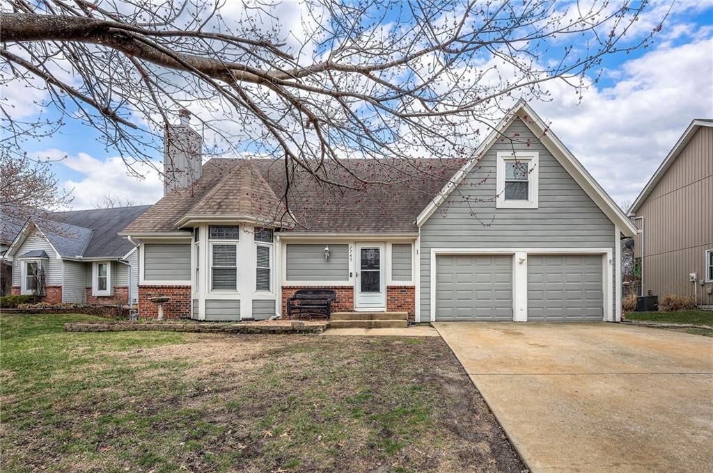 Listing Photo MLS #HMS2605371