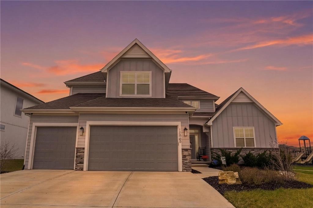 Listing Photo MLS #HMS2605489