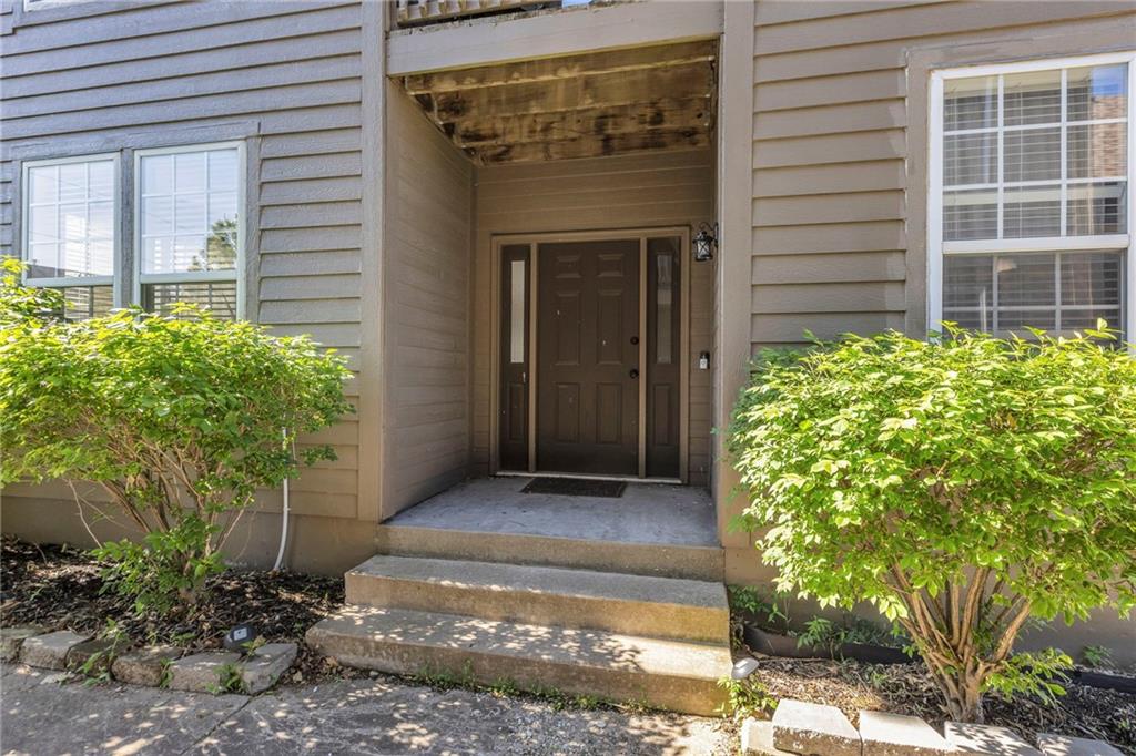 Listing Photo MLS #HMS2605599