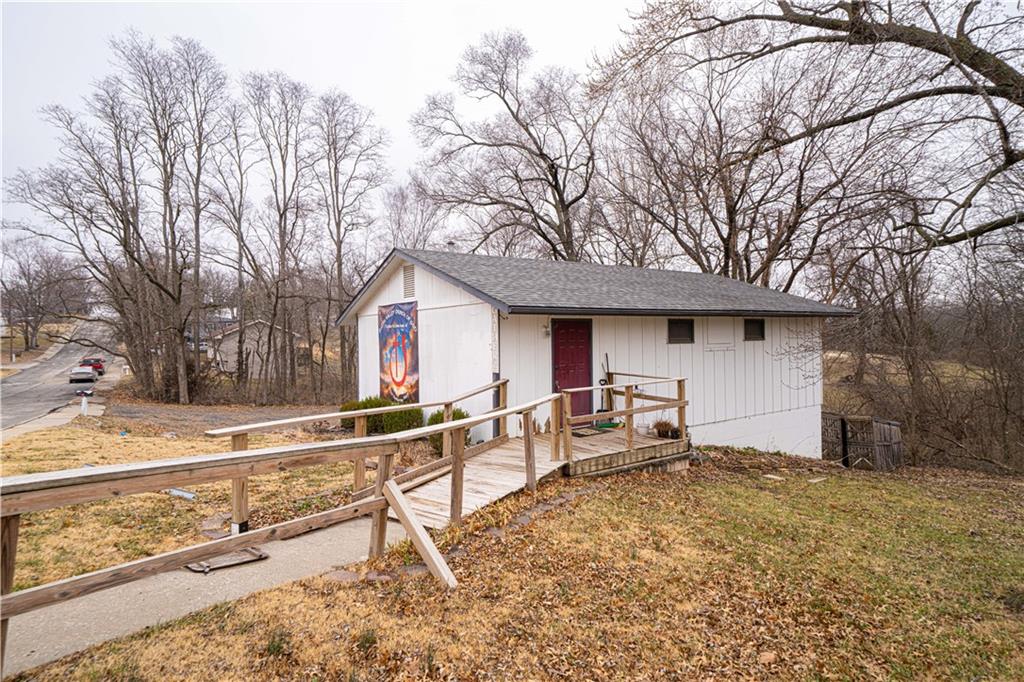 Listing Photo MLS #HMS2605843