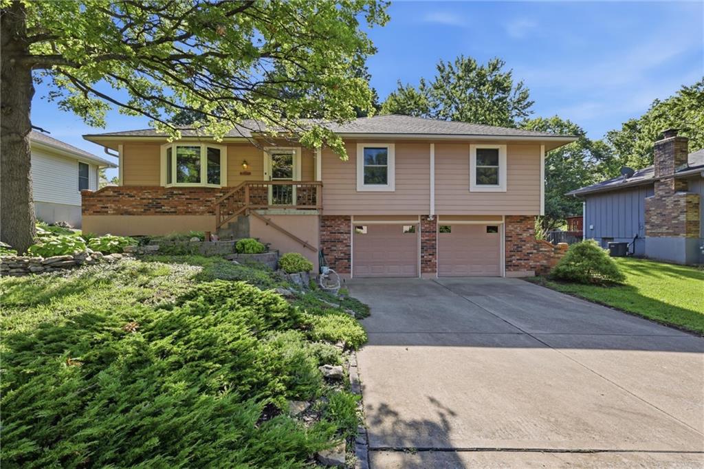Listing Photo MLS #HMS2605940