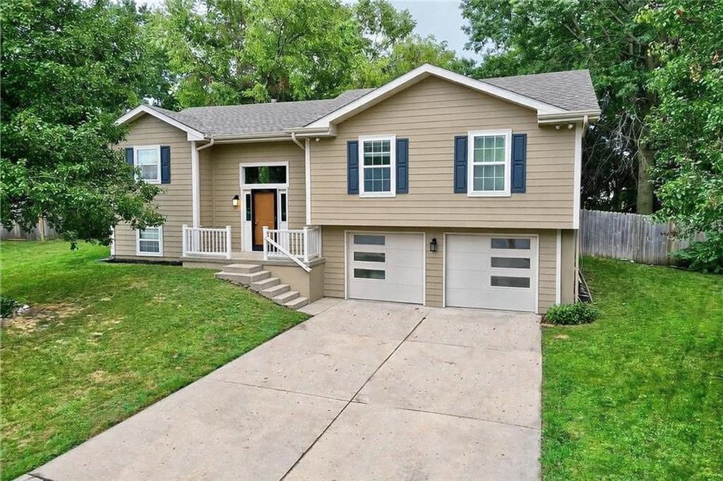 Listing Photo MLS #HMS2606060