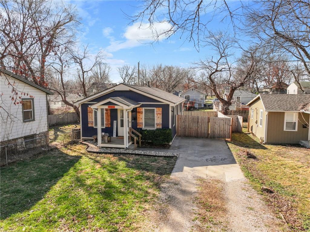 Listing Photo MLS #HMS2606100