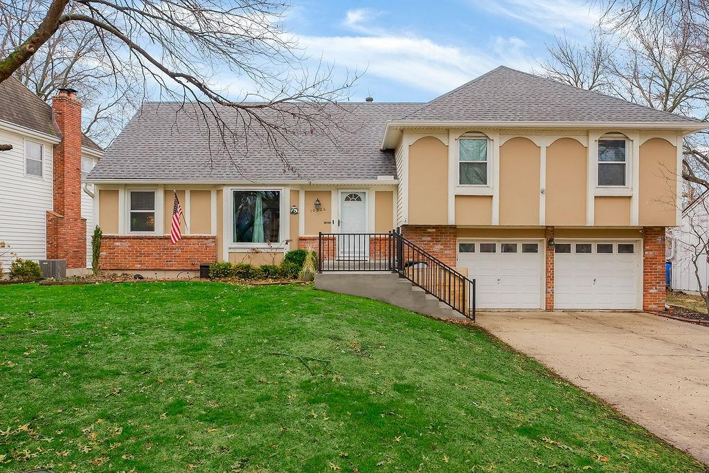 Listing Photo MLS #HMS2606194