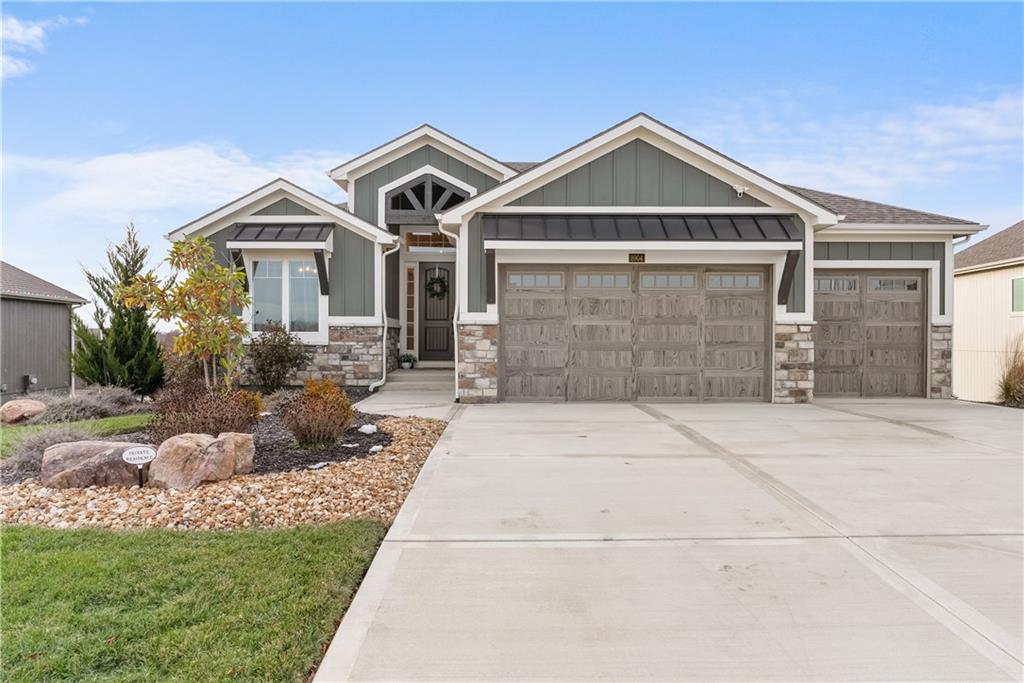 Listing Photo MLS #HMS2606294