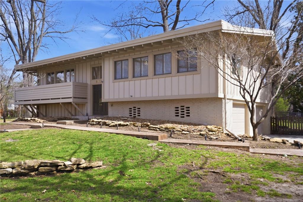 Listing Photo MLS #HMS2606793