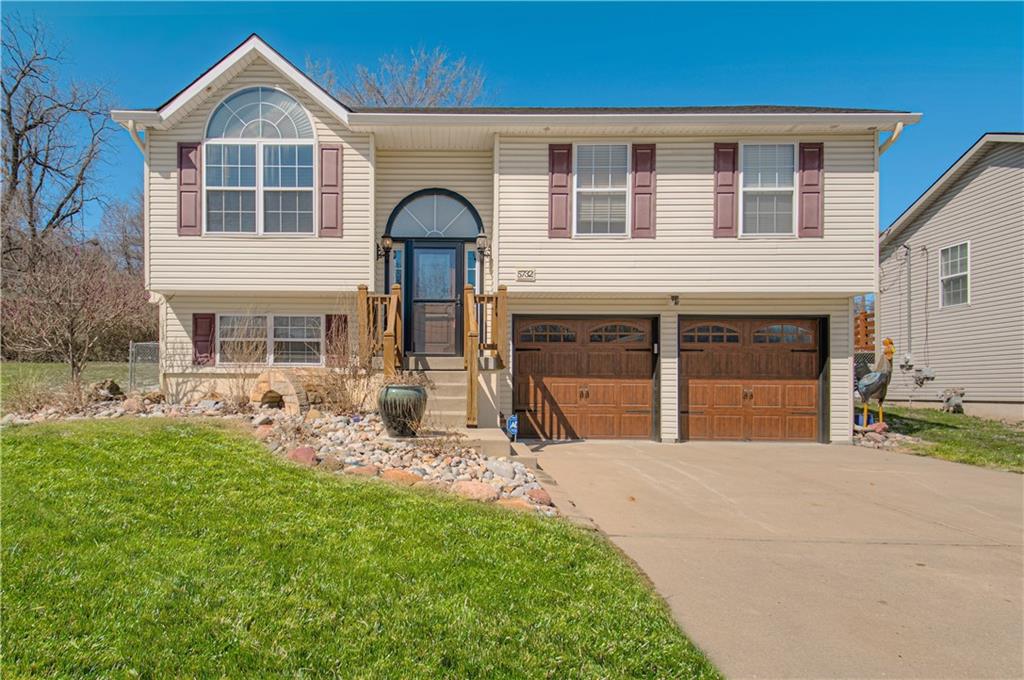 Listing Photo MLS #HMS2606890