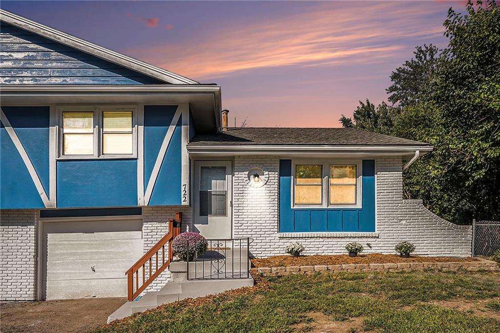 Listing Photo MLS #HMS2607205