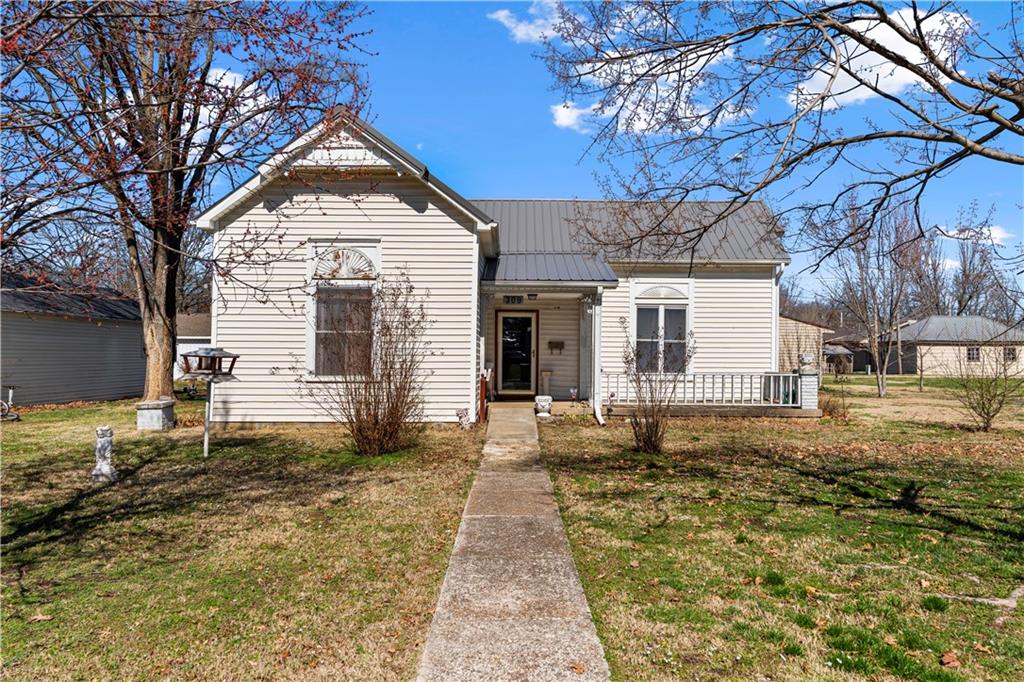 Listing Photo MLS #HMS2607212