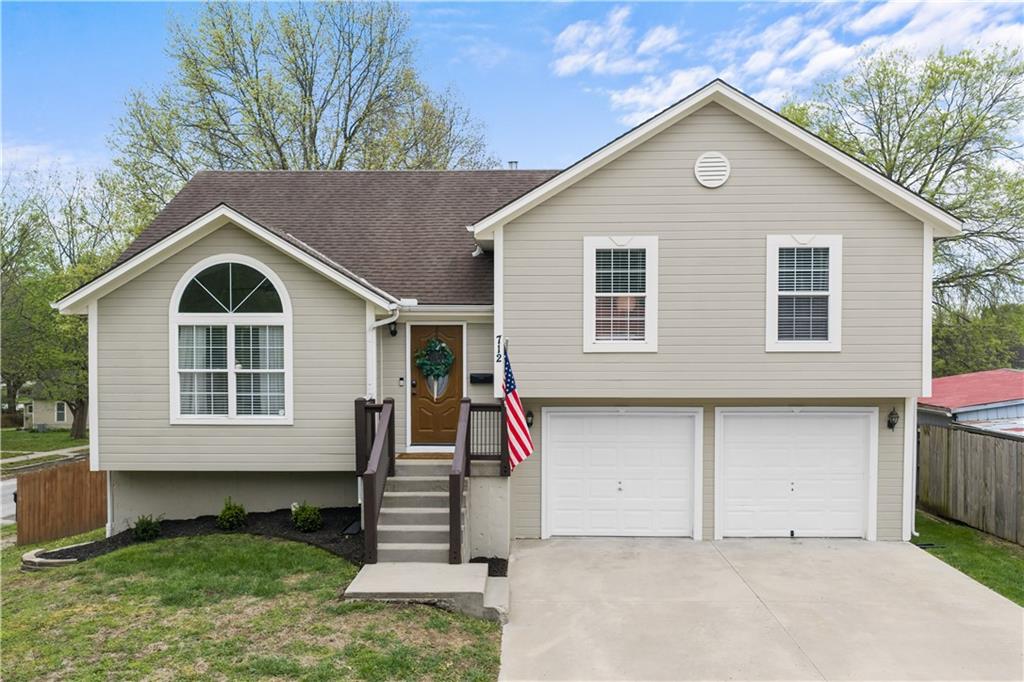 Listing Photo MLS #HMS2607287