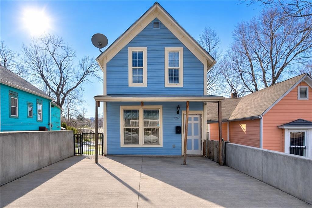 Listing Photo MLS #HMS2607290