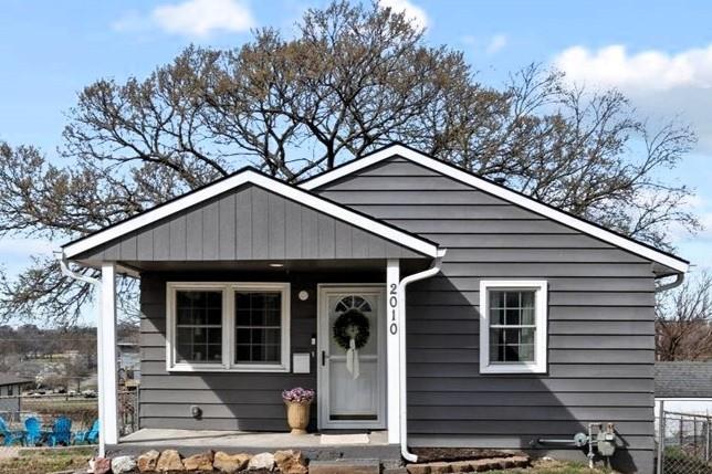 Listing Photo MLS #HMS2607303