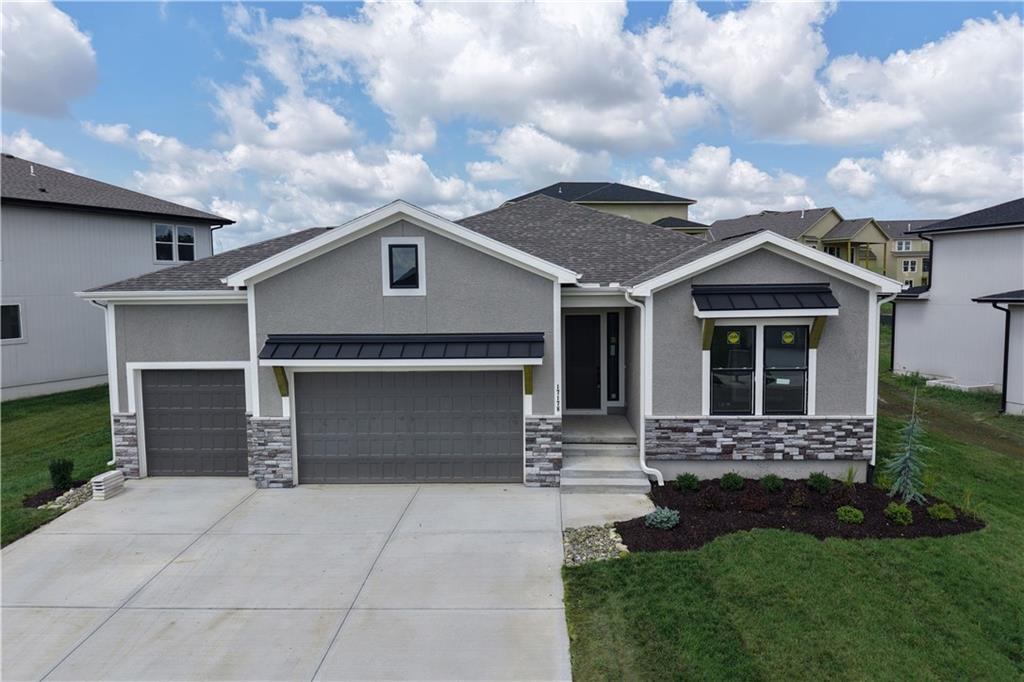 Listing Photo MLS #HMS2607329