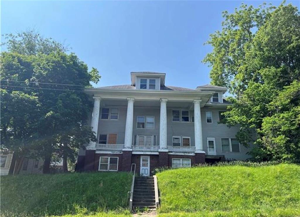 Listing Photo MLS #HMS2607396