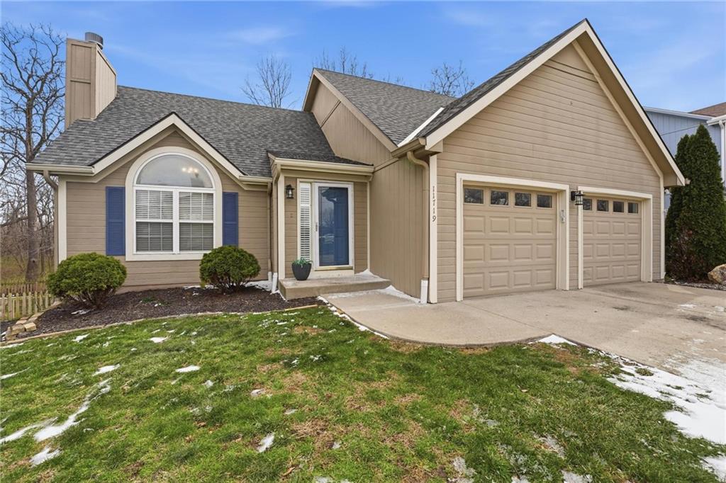 Listing Photo MLS #HMS2607420