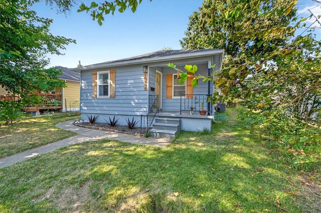 Listing Photo MLS #HMS2607443