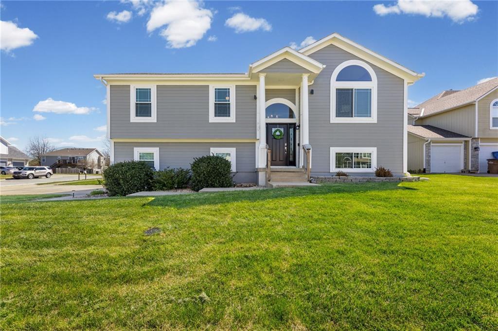 Listing Photo MLS #HMS2607461