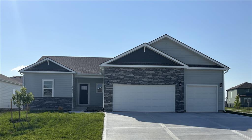Listing Photo MLS #HMS2607485