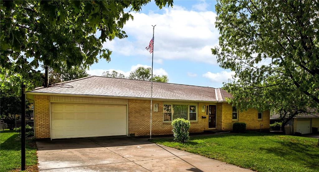 Listing Photo MLS #HMS2607611