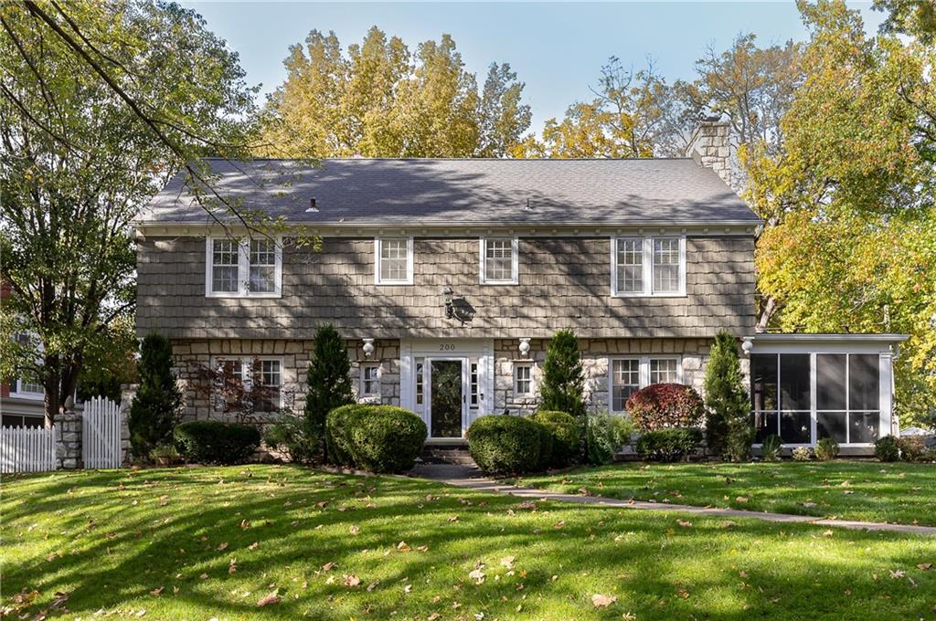 Listing Photo MLS #HMS2607686